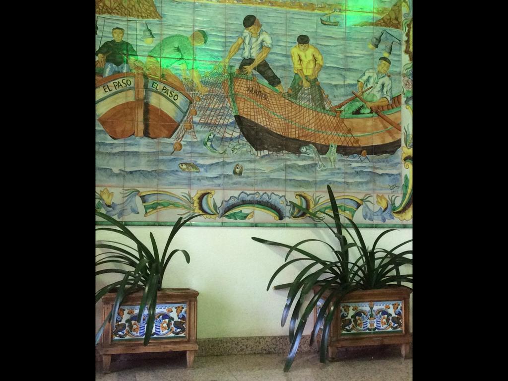 El Paso Hotel Aguilas Bagian luar foto