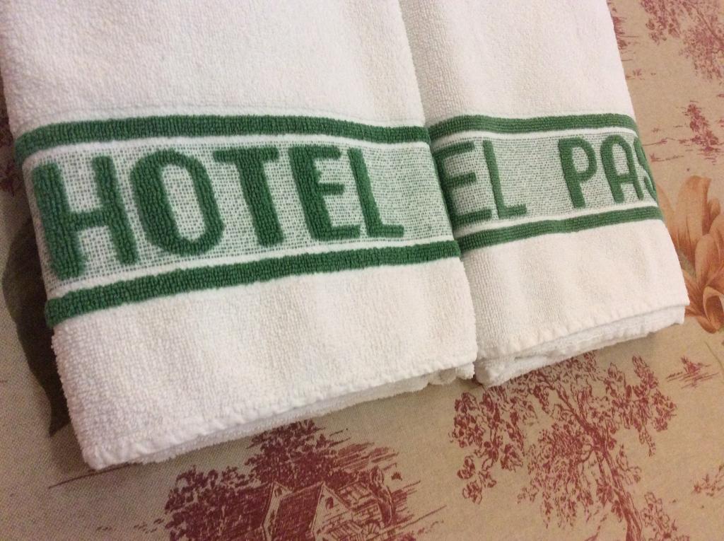 El Paso Hotel Aguilas Bagian luar foto