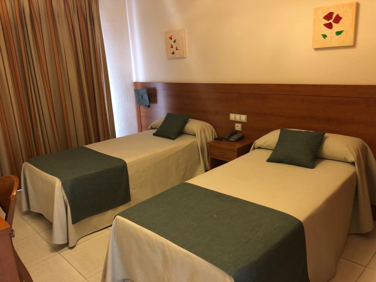El Paso Hotel Aguilas Bagian luar foto