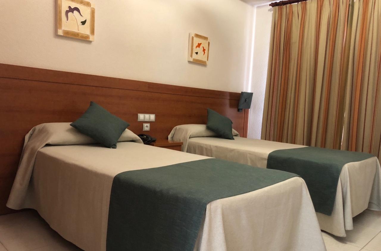El Paso Hotel Aguilas Bagian luar foto