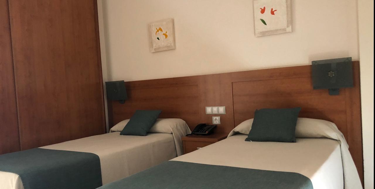 El Paso Hotel Aguilas Bagian luar foto